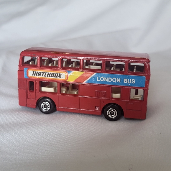 1981 Matchbox red London double decker bus - Picture 1 of 6